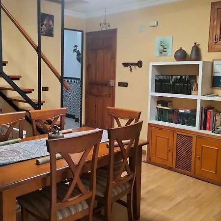 Casa Lomas * Prado Del Rey